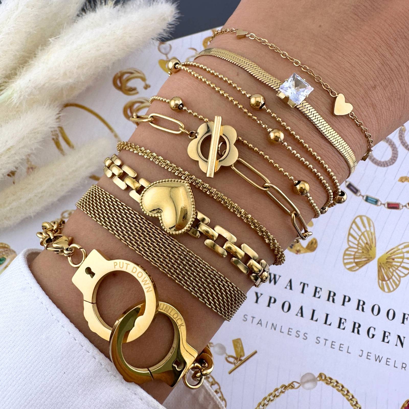Floral Gold Chain Bracelet 1