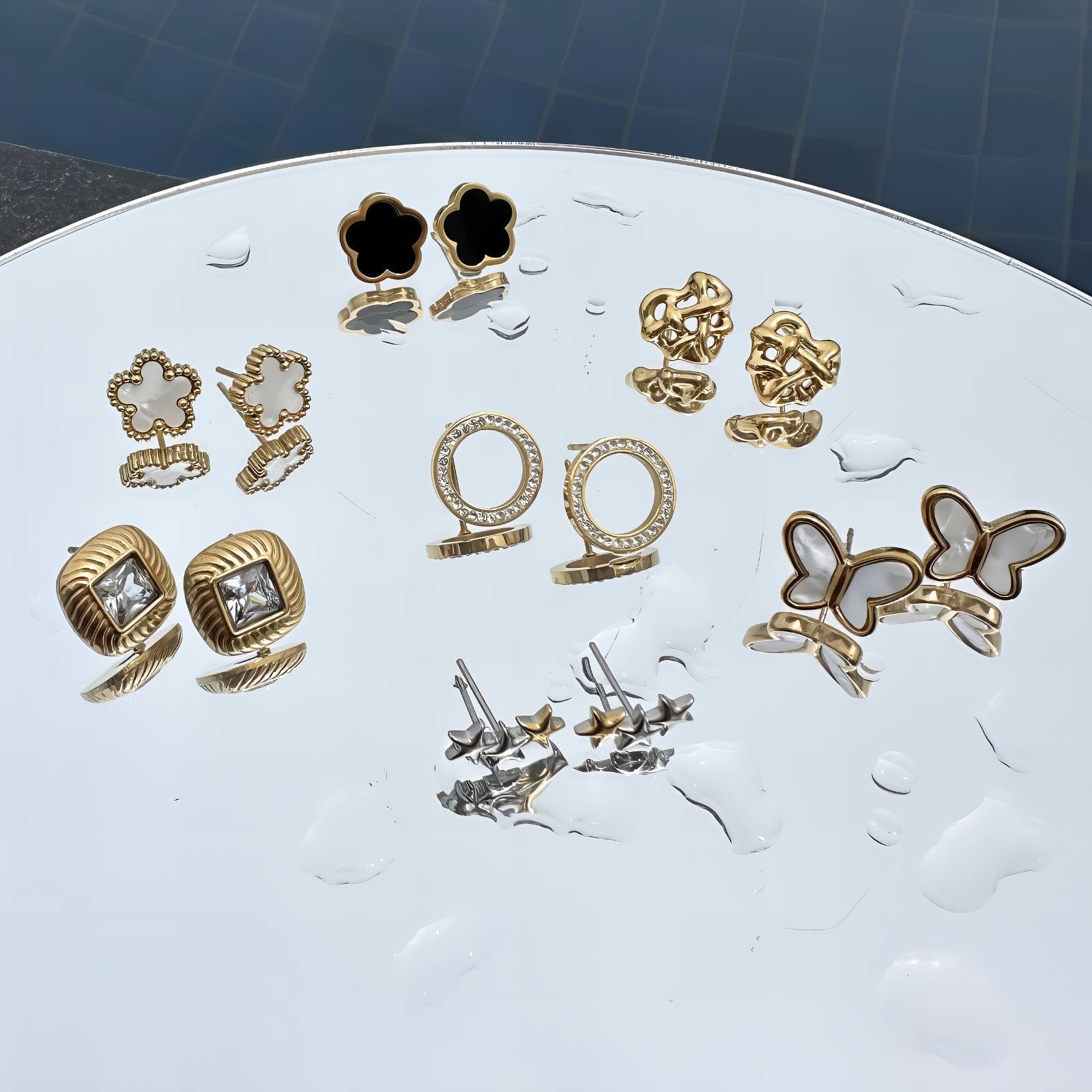 Flowes Earrings, 18K Gold Plated Steel 1