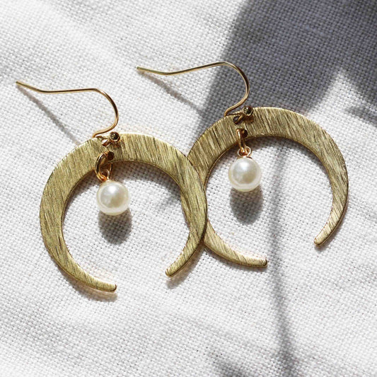 gold moon with white pearl earrings 4