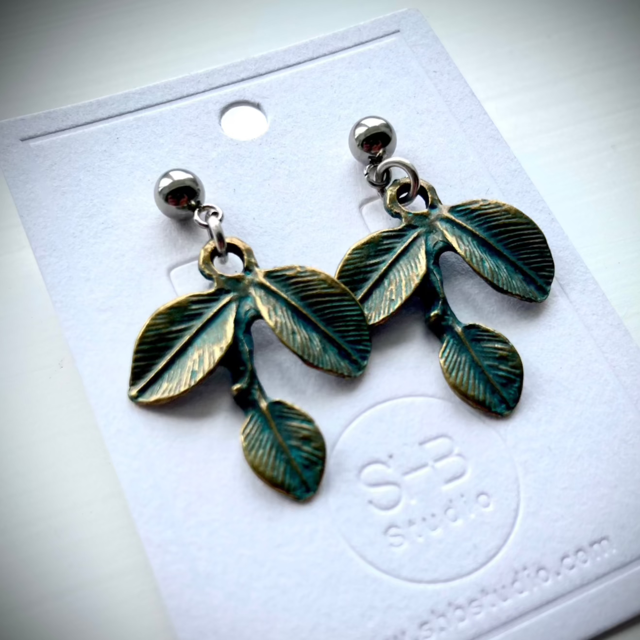 Antique Colour Leaf Earrings - Elegant Vintage Drop Earrings 2