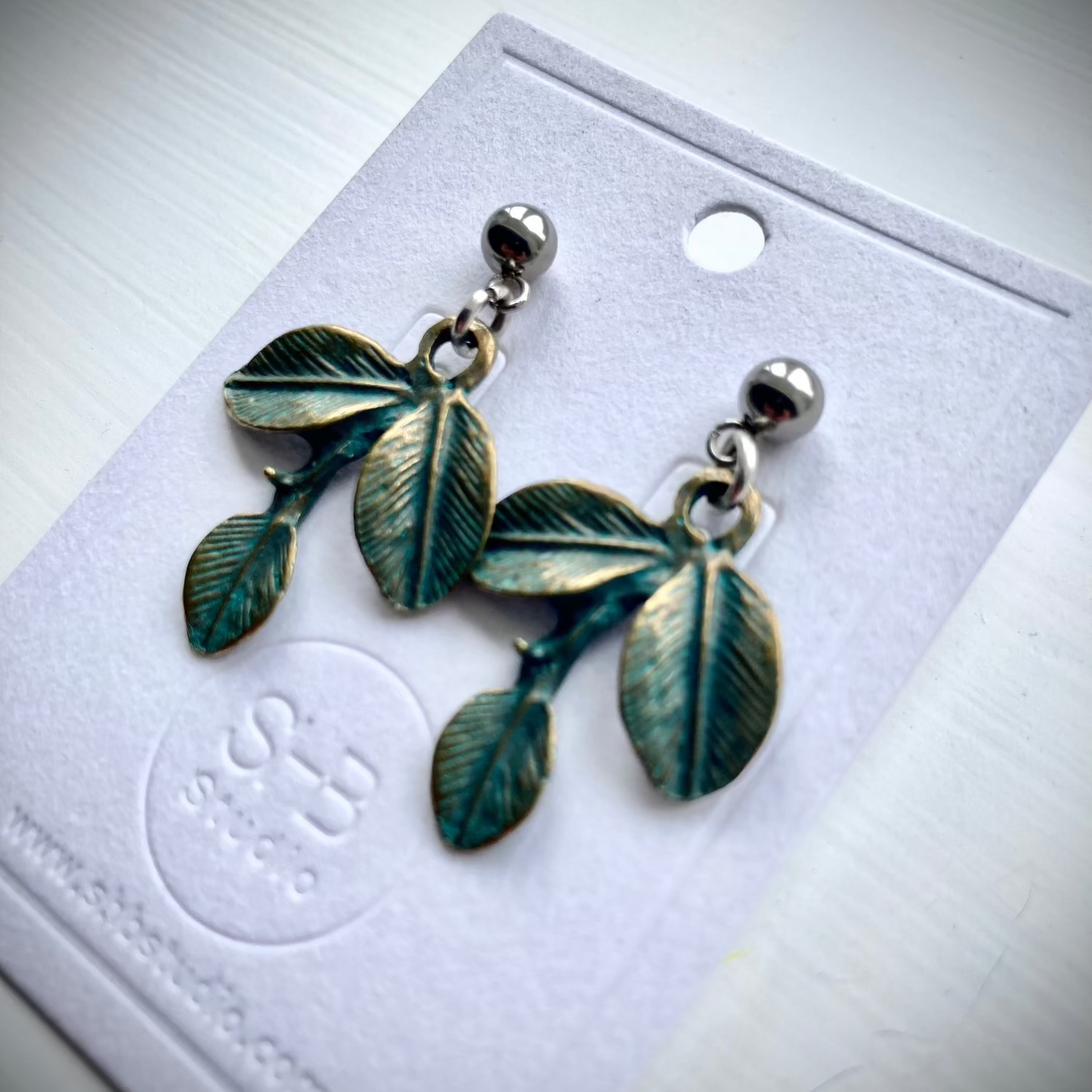 Antique Colour Leaf Earrings - Elegant Vintage Drop Earrings 3