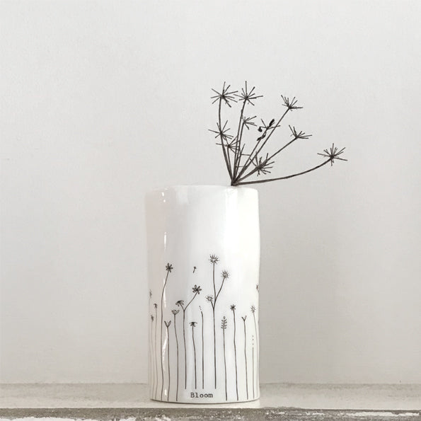 Porcelain vase Bloom 1