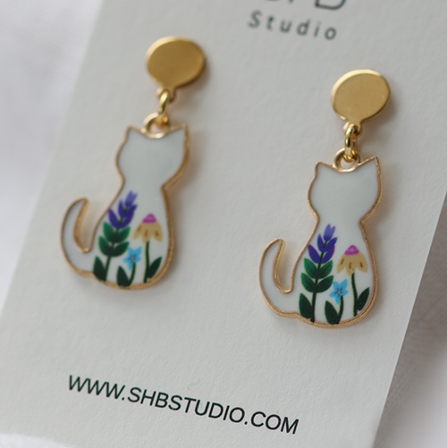 White Cat Dangle Earrings 2