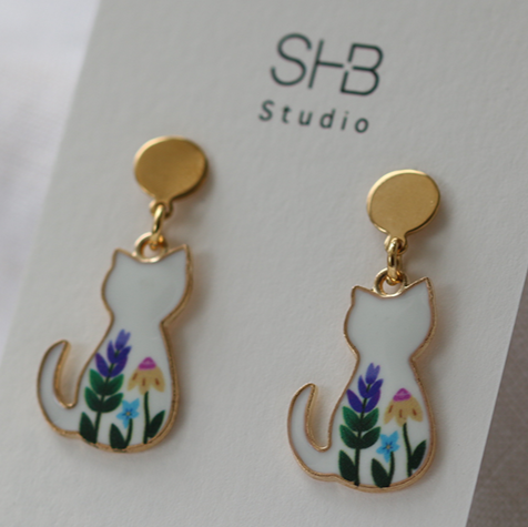 White Cat Dangle Earrings
