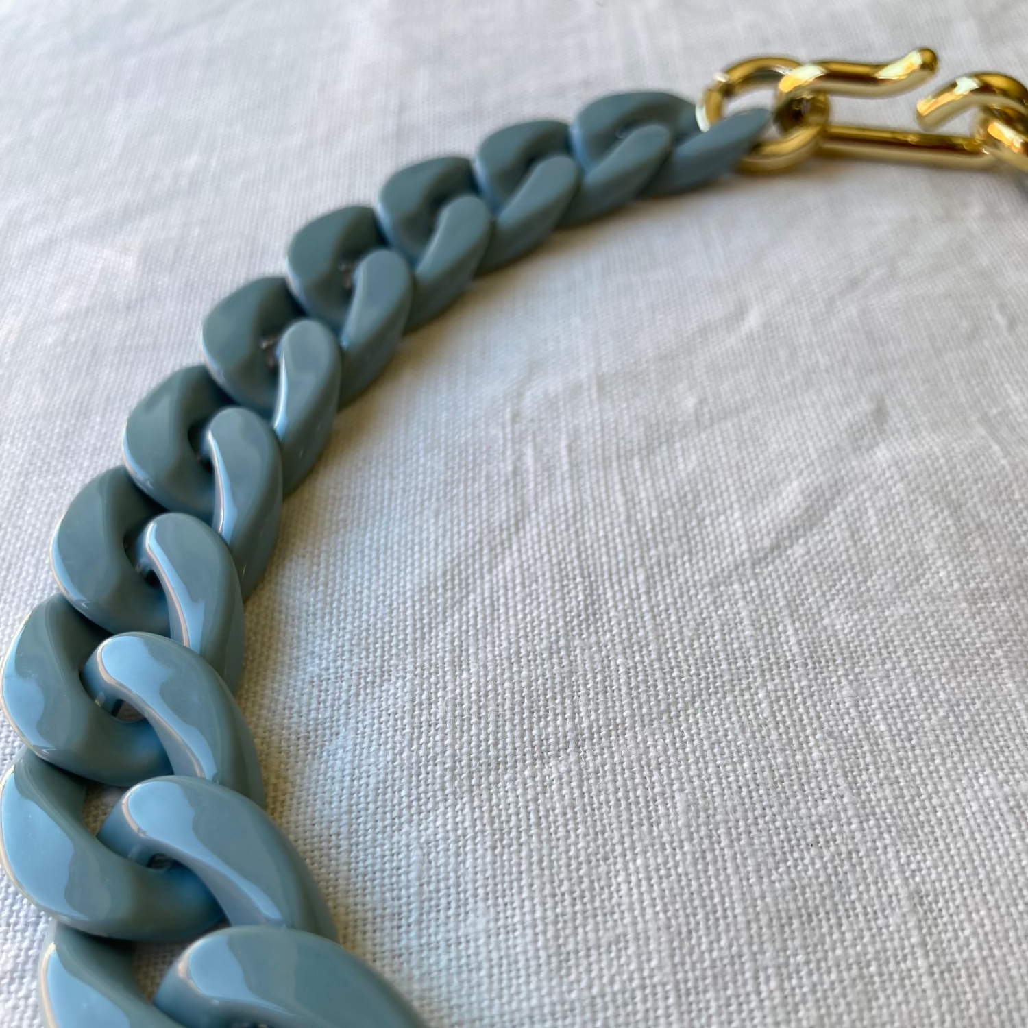 Matte Blue Acrylic Chain Necklace 2