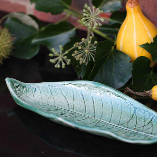 Green Leaf Dish-Handmade Ceramic Leaf