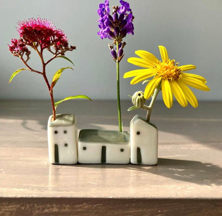 Porcelain cottage-Long