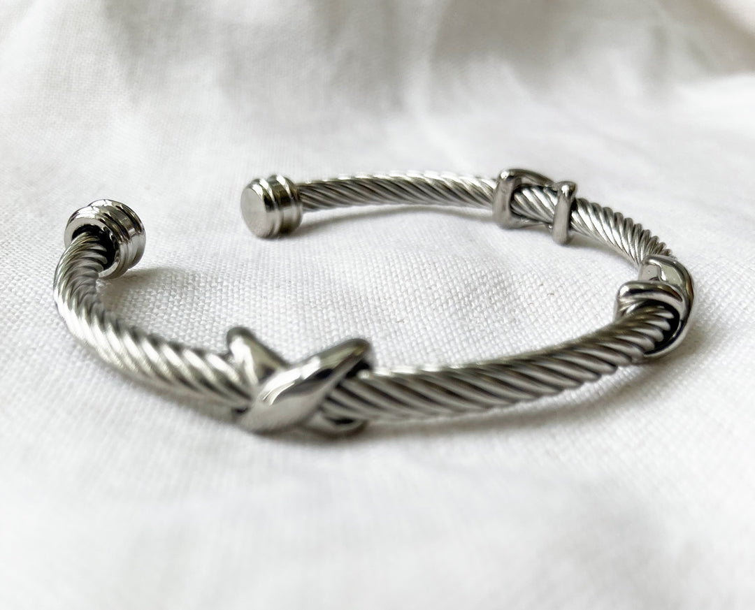 Silver Cable Cuff Bracelet – Stainless Steel Bangle for Everyday Strength 3