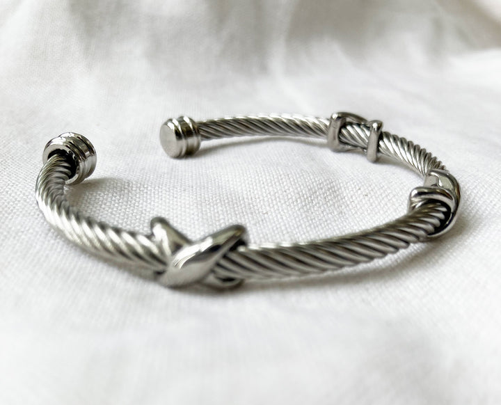 Silver Cable Cuff Bracelet – Stainless Steel Bangle for Everyday Strength 3