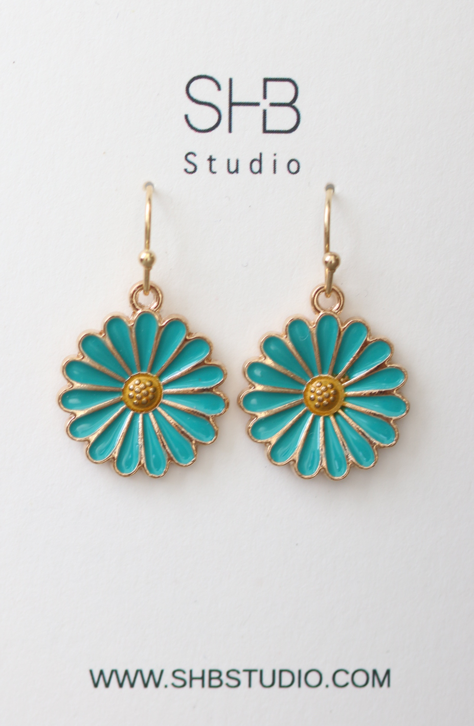 Vintage-Inspired Blue Daisy Earrings