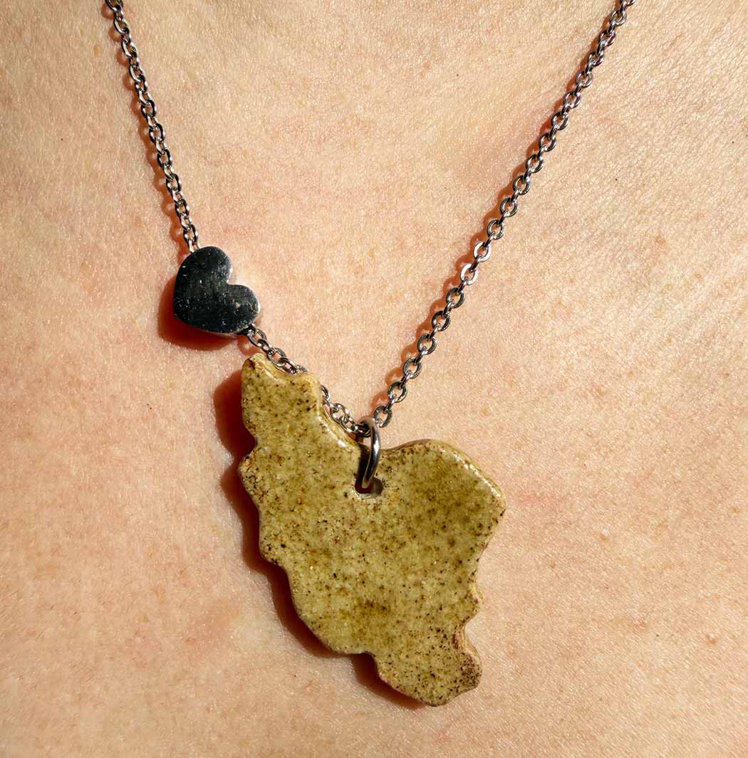 Iran map ceramic glazed yellow iron oxide glazed with stainless steel heart chain-3