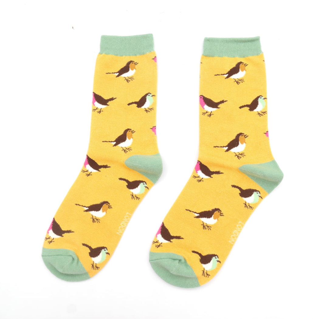 yellow bamboo socks with robin bird pattern and mint green toe and cuff 