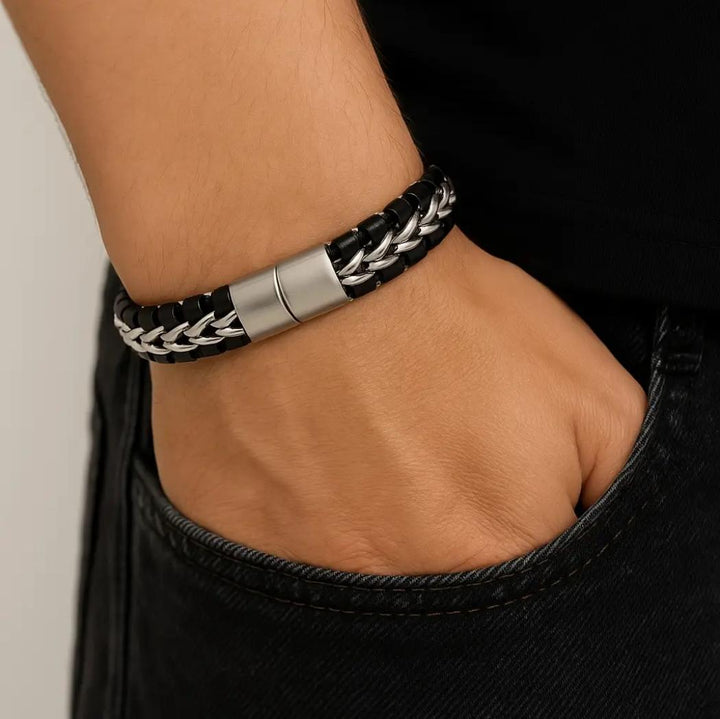 Men stainless steel black bracelet 