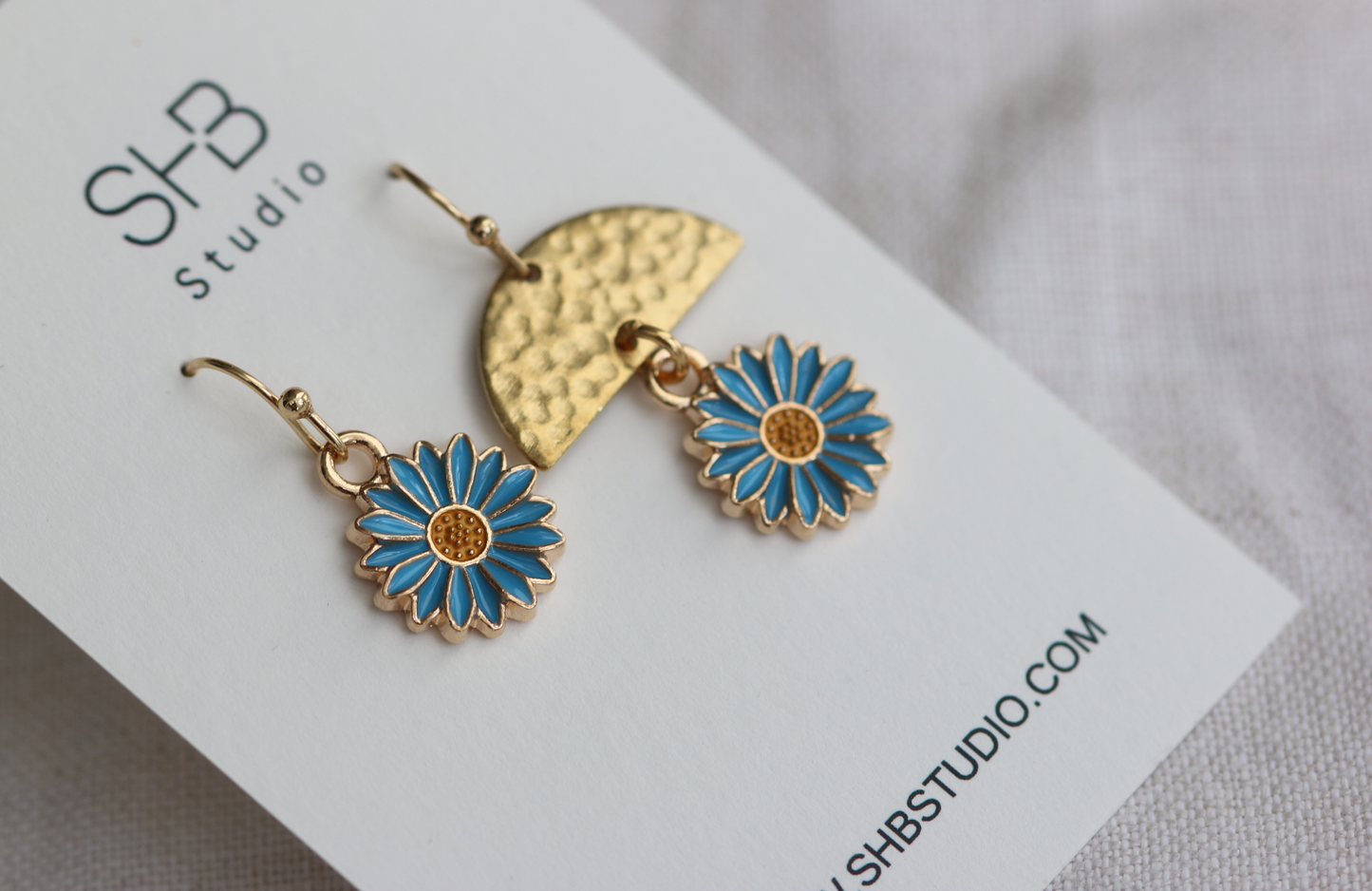 Asymmetrical Blue Flower Drop Earrings-E39