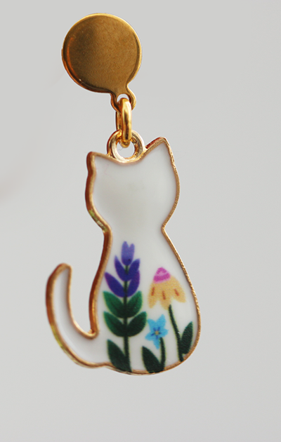White Cat Dangle Earrings 3