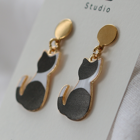 Tuxedo Cat Dangle Earrings 1