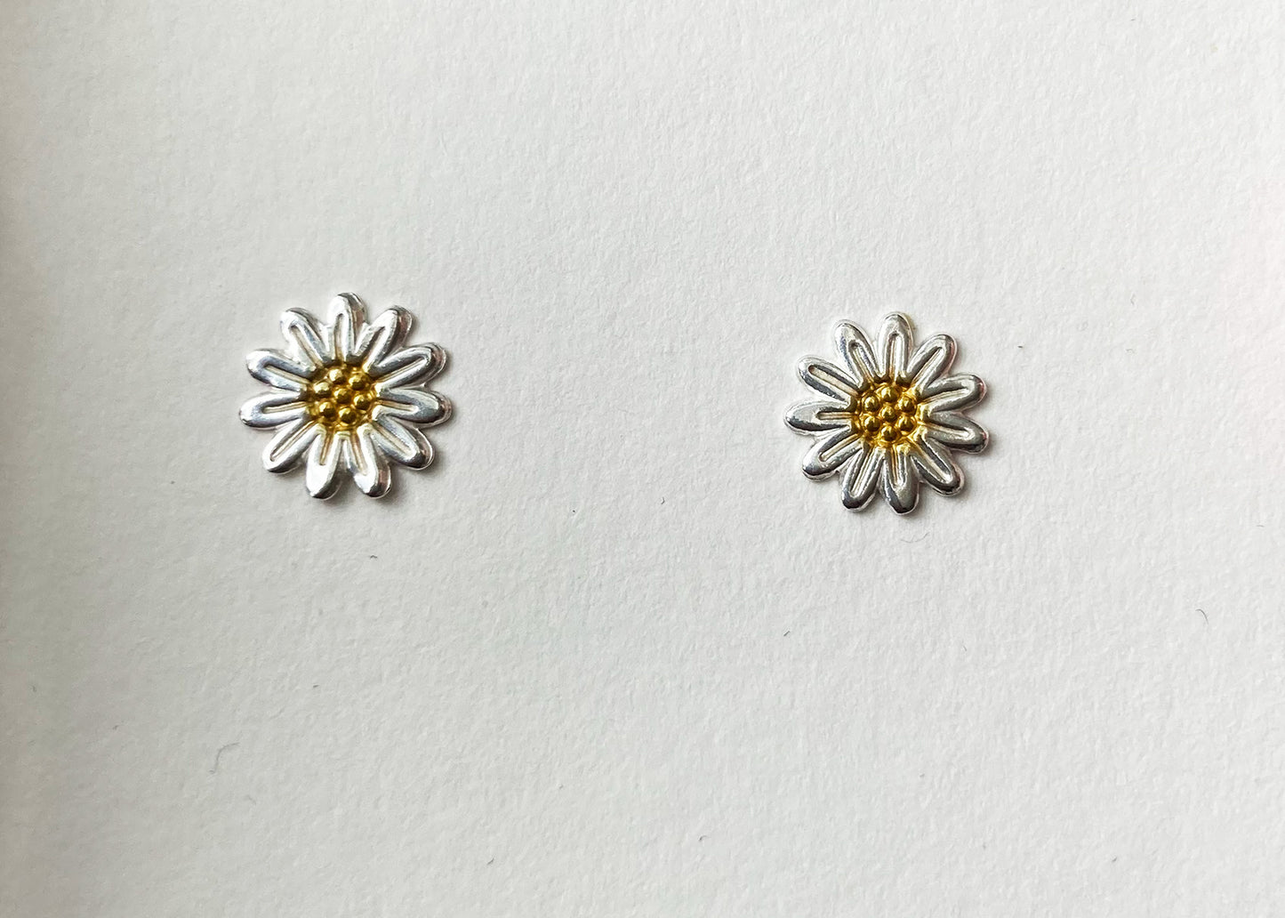 Daisy - 925 Sterling Silver -ESS10