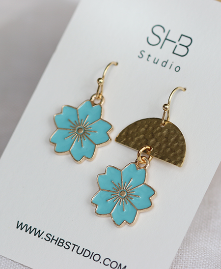 Asymmetrical Blue Flower Drop Earrings-E41