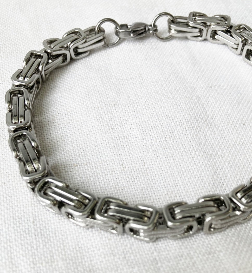 Tarnish Resistant Stainless Steel Byzantine Chain Bracelets 1