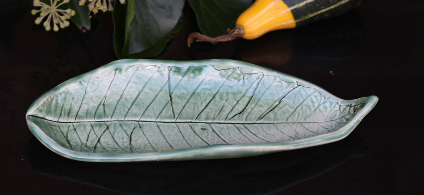 Green Leaf Dish-Handmade Ceramic Leaf