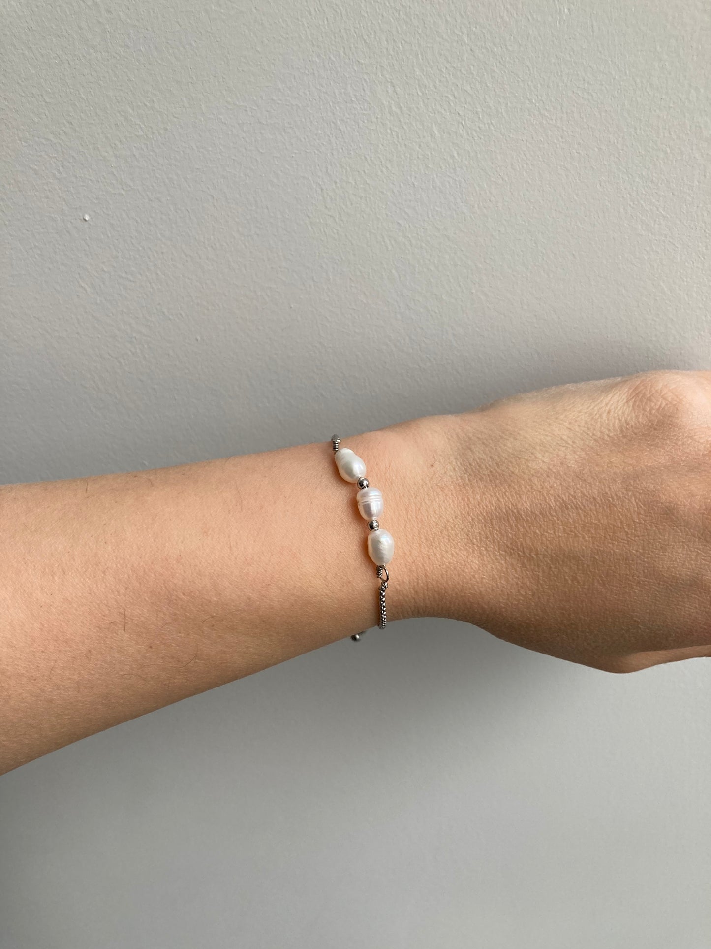 Adjustable Freshwater Pearl Bracelet